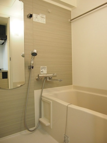 バス・シャワールーム　浴室