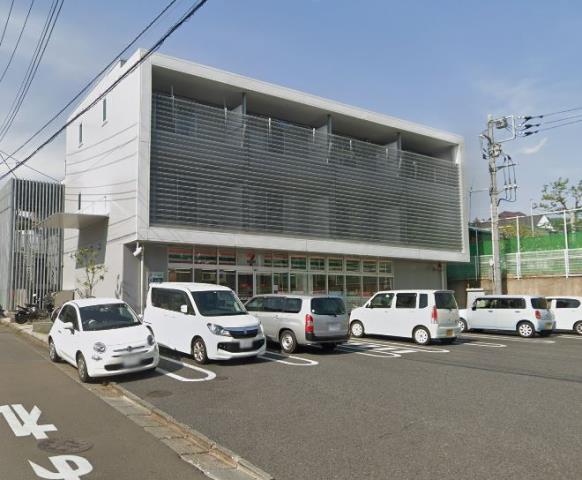 コンビニ　セブンイレブン（コンビニ）まで253m