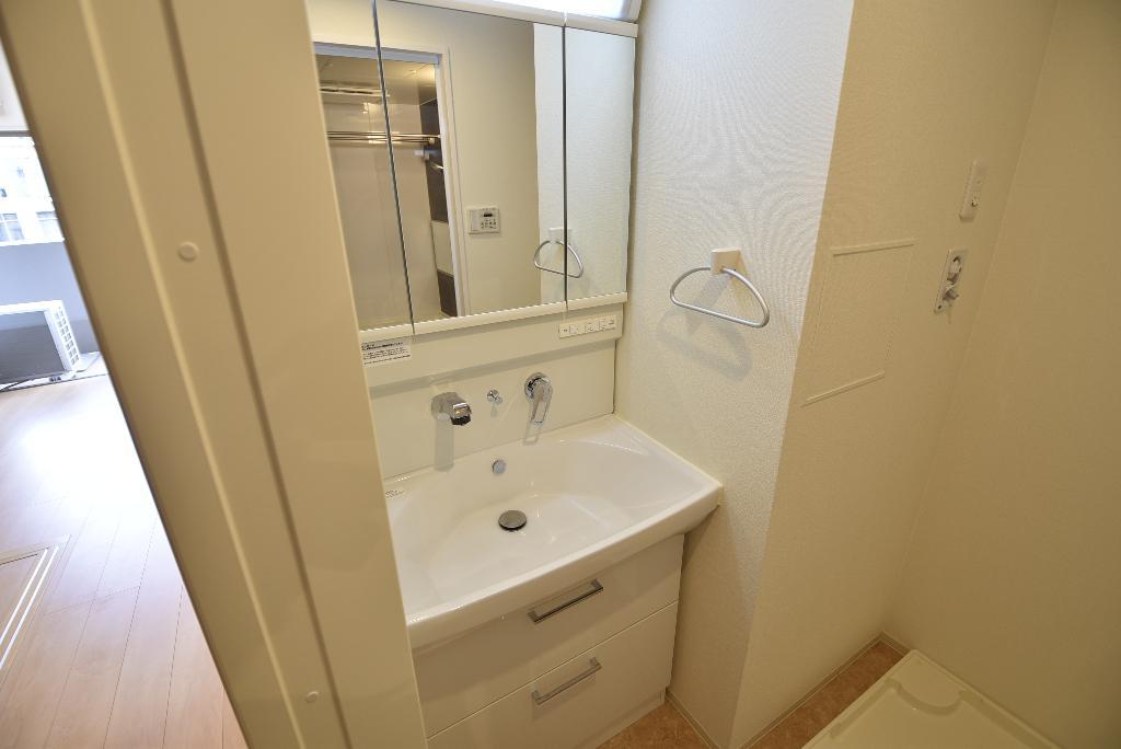 洗面設備　洗髪洗面化粧台