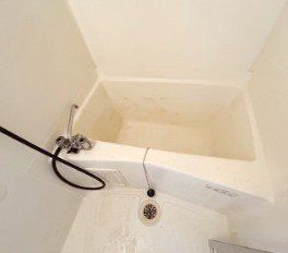 バス・シャワールーム　バス