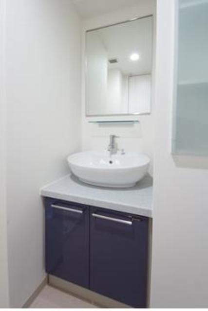 洗面設備　※写真は同タイプ住戸です。