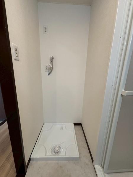 洗面設備　洗濯機置き場