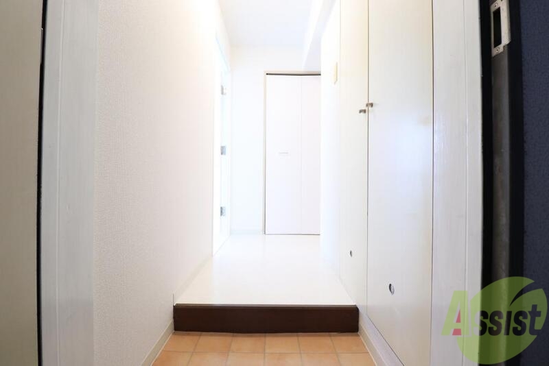 玄関　ＳＢも付いてます。玄関もすっきり片付きますね。