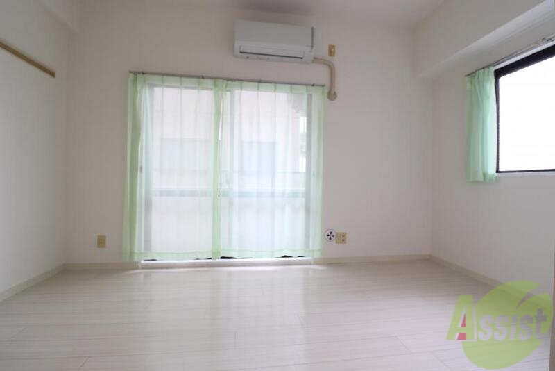 居室・リビング　明るいお部屋です。