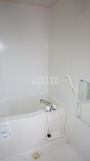 バス・シャワールーム　別部屋の写真