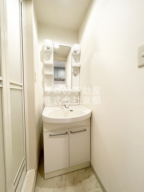 洗面設備　別部屋の写真