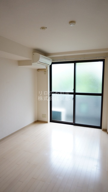 居室・リビング　別部屋の写真