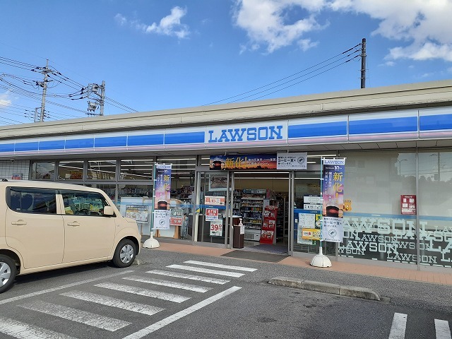 コンビニ　ローソン宇都宮鶴田二丁目店（コンビニ）まで300m