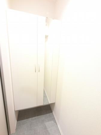 玄関　大きなシューズボックスは収納力ばっちり！