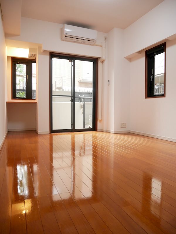 居室・リビング　※別部屋参考写真