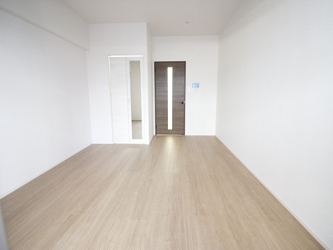 居室・リビング　※写真は同型タイプ、現況優先。