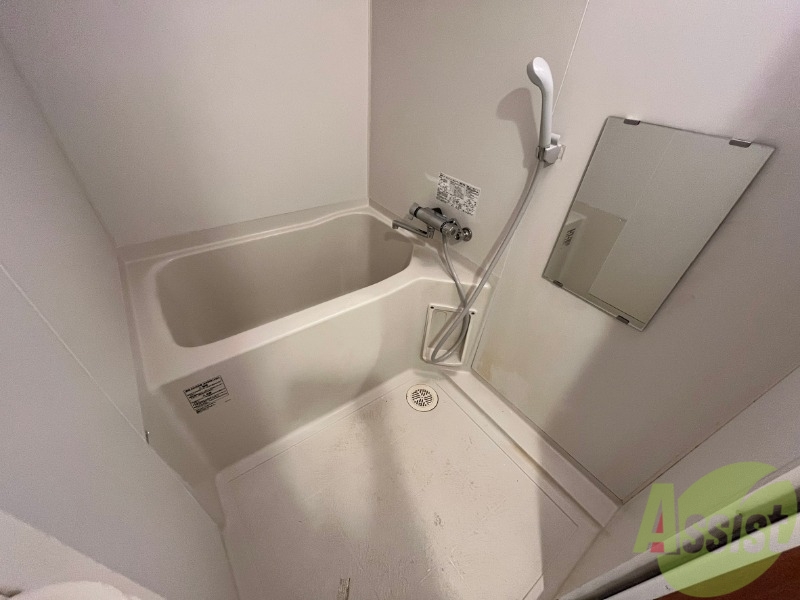 バス・シャワールーム　お風呂です。ゆっくりお風呂につかるのも体に良いですね～