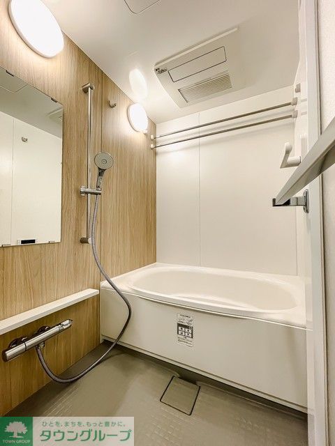 バス・シャワールーム　※写真は同タイプ住戸です。