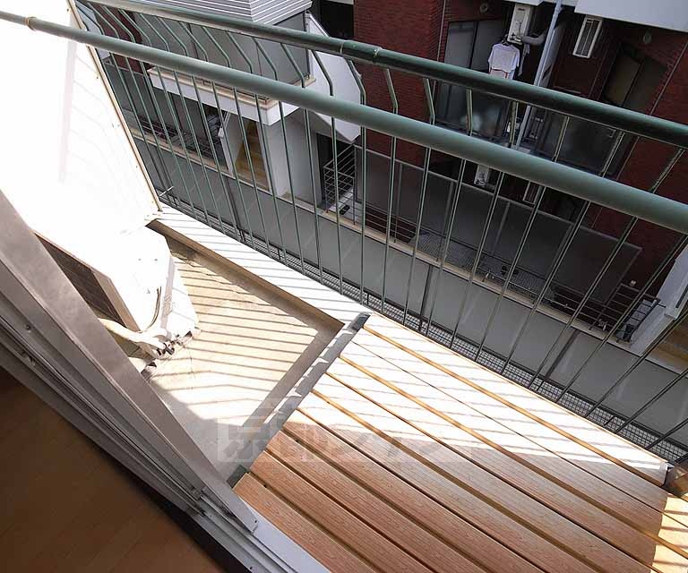 バルコニー　お部屋によって多少変化があります。