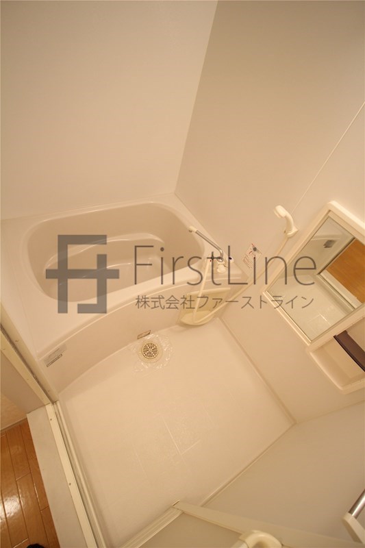 バス・シャワールーム　別号室の写真です