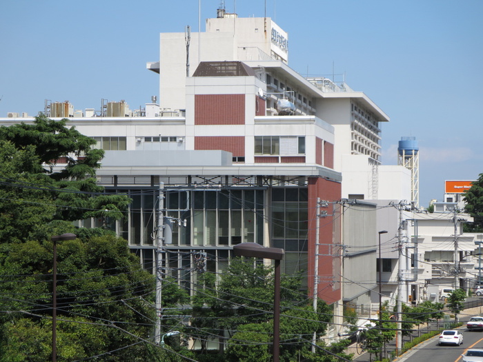病院　慈恵医大第３病院（病院）まで482m