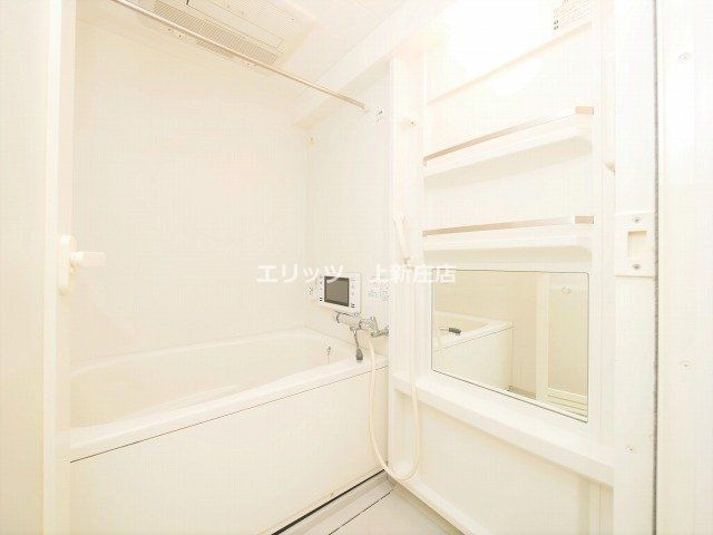 バス・シャワールーム　洗面