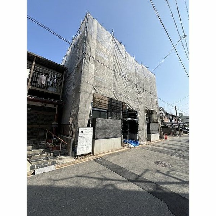 建物外観　建築中