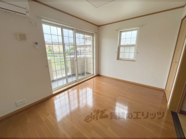 居室・リビング　洋室