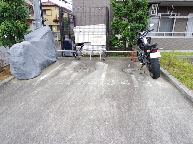 その他共有部分　バイク置き場有料（※詳細・空き要確認）