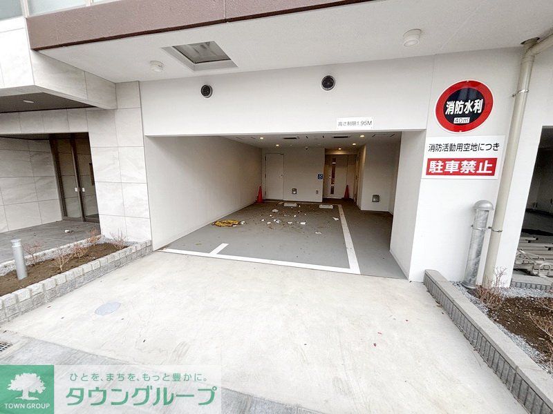 駐車場　駐車場