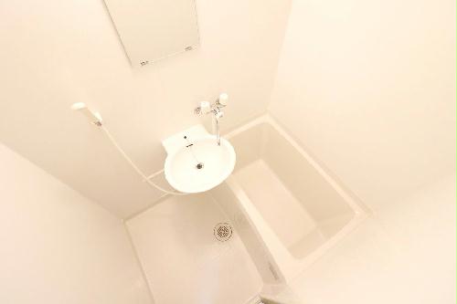 バス・シャワールーム　浴室乾燥機で雨や雪の日でもらくらくお洗濯！