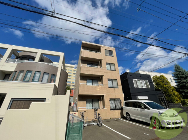 建物外観　札幌市中央区南４条西「Ｅ＆Ｓハイツ」