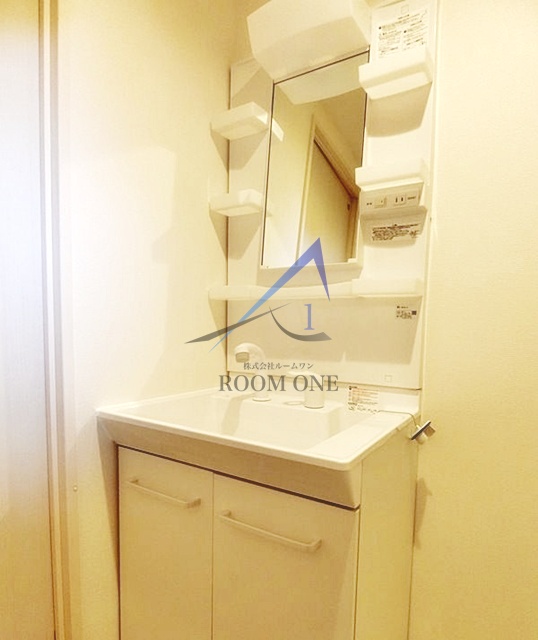 洗面設備　洗面台です。