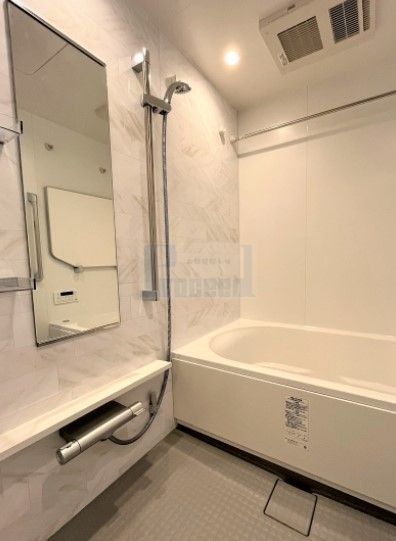 バス・シャワールーム　※別部屋参考写真※現況優先です