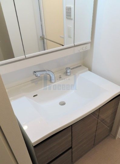 洗面設備　※別部屋参考写真※現況優先です