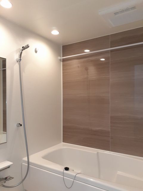 バス・シャワールーム