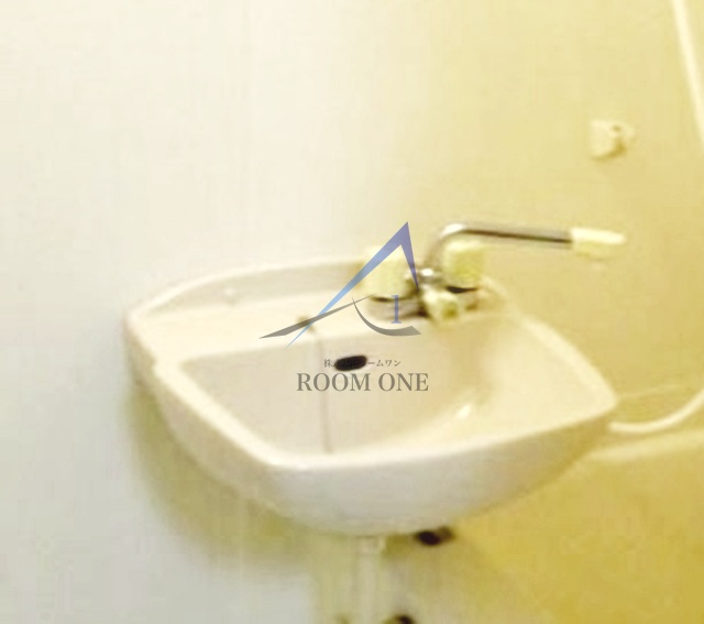 洗面設備　洗面台です。