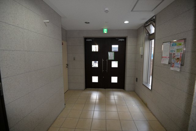 ロビー　建物の内部です