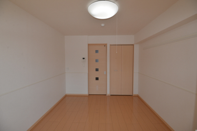 居室・リビング　写真は同マンションの別のお部屋のものです