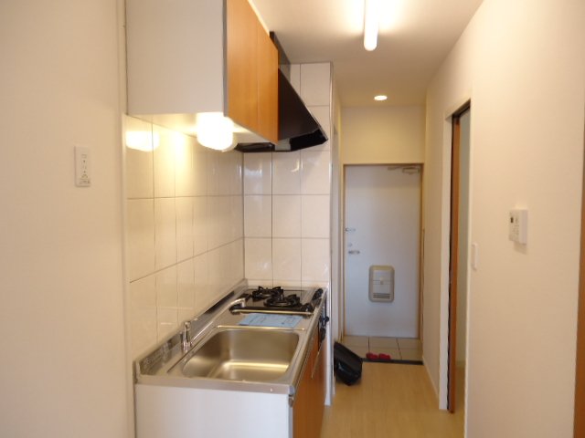 玄関　キッチン～玄関