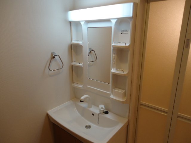 洗面設備　洗髪洗面化粧台