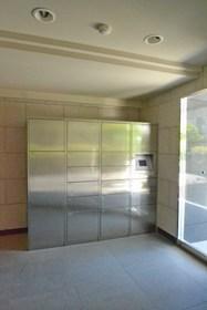 その他共有部分　不在時でも荷物を受け取れて便利な「宅配BOX」