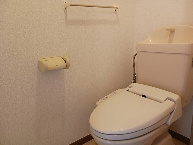 トイレ　コンパクトで使いやすいトイレです