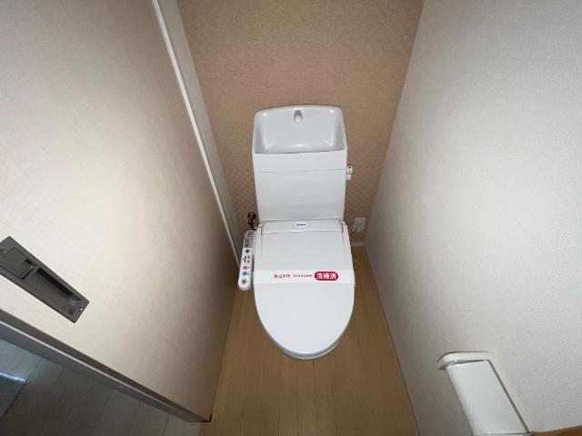 トイレ　シャワー付トイレ