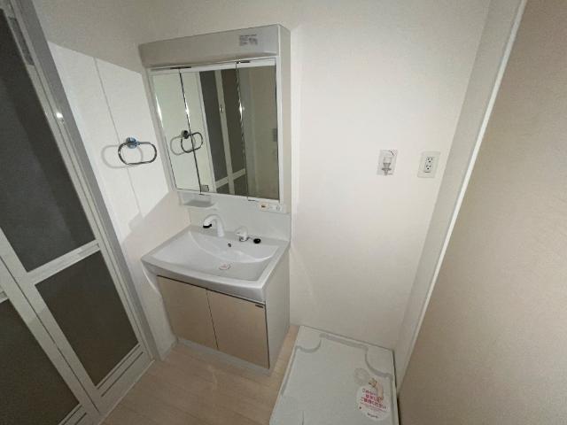 洗面設備　洗髪洗面化粧台