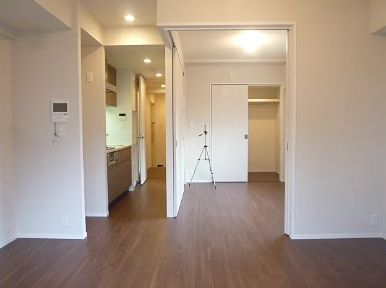 居室・リビング　写真は同タイプ住居です