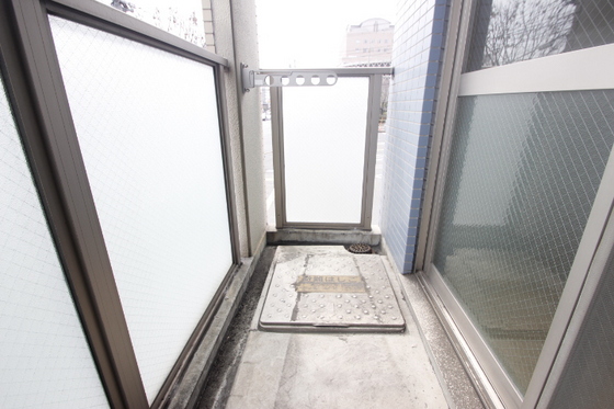 バルコニー　※別号室の写真です