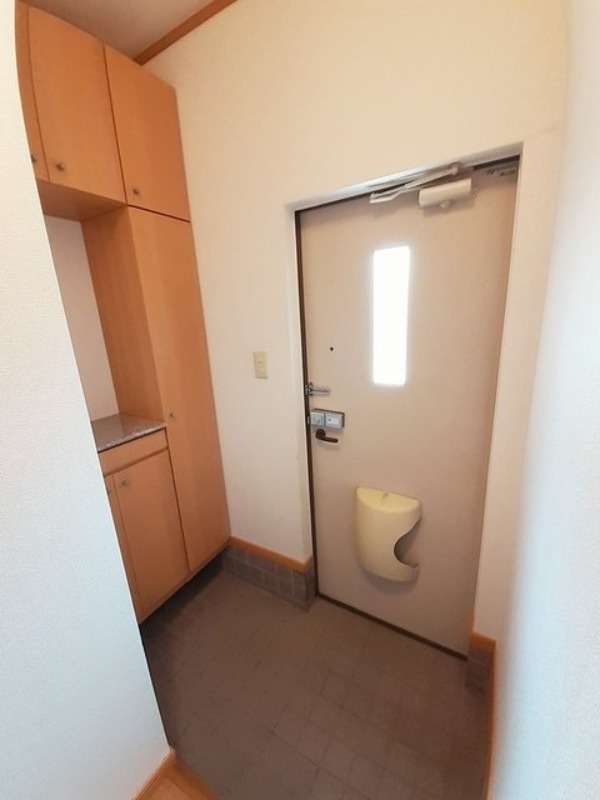 玄関　図面と現状に相違がある場合には現状を優先