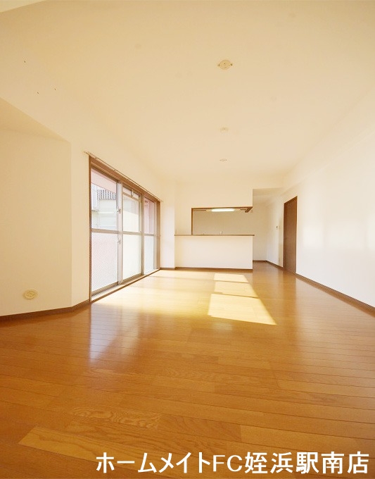 居室・リビング　★広々１３帖のLDKでゆったり♪★参考写真