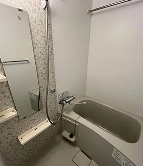 バス・シャワールーム　※別部屋参考写真