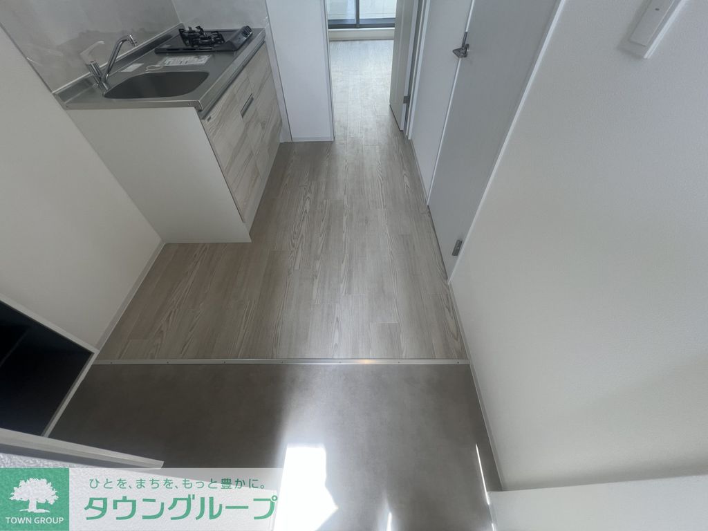 玄関　バルコニー