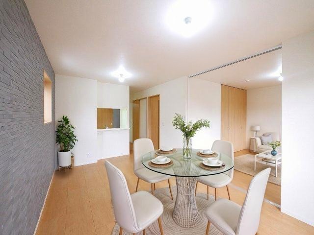 居室・リビング　CGで家具等を配置したもので家具等は含まれません