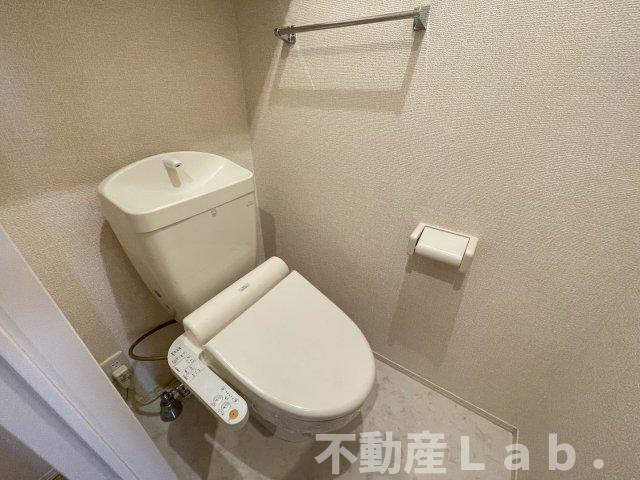 トイレ　※同一建物別号室のお写真です。