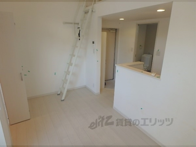 居室・リビング　洋室