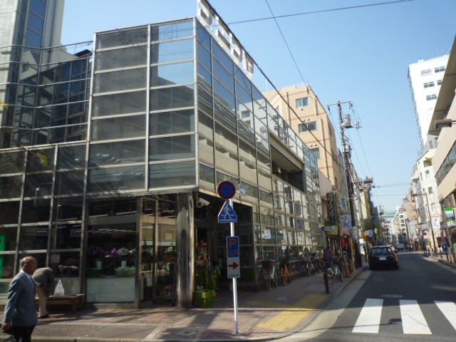 スーパー　ナニワヤ（スーパー）まで326m